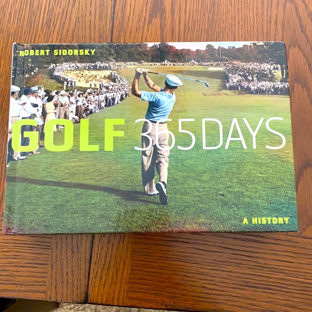 Golf 365 Days Book